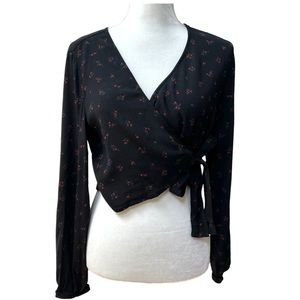 Cotton On Wrap Top Women's Medium Floral Long Sleeve V Neck Cropped Lightweight